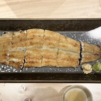 うなぎ四代目菊川 東京駅黒塀横丁店 - 白焼き（1本うなぎ）