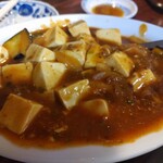 丸千葉 - 麻婆豆腐(ナス入り)〜言えば辛さ調節もしてくれるとか。