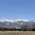 ヤツレン ソフトクリーム売店 - 八ヶ岳どーん