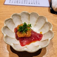 築地青空三代目 丸の内 - 初鰹、和歌山県、新玉ねぎのソース