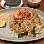 タイの食卓 クルン・サイアム - パッタイ