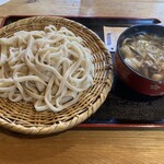手打ちうどん はぐれ - 肉キノコうどん