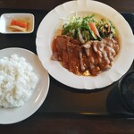 カフェテリア アメニティ - 日替わりランチ生姜焼き定食