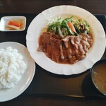 カフェテリア アメニティ - 日替わりランチ生姜焼き定食
