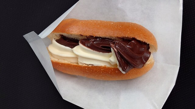 菓子工房 じょぶ - 陸中山田（ホットドッグ）の写真