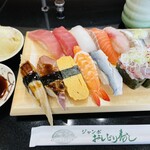 Jambo Oshi Dori Zushi - 