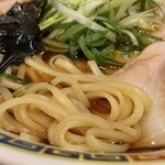 ラーメン 坊也哲 - 醤油ラーメン、ネギ豚丼