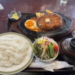 八洲釜子めし - ハンバーグ定食