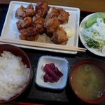 Takumi - から揚げ食べ放題定食