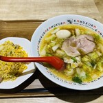 どうとんぼり神座 - 煮玉子ラーメン 850円 半炒飯 250円