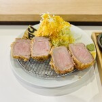 Tonkatsu Botan - 宮城県蔵王町「JAPAN X」ヒレ単品