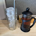 こんなにデカいサンドイッチは反則だ - 