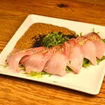 Japanese specialty dish! Fresh fish sashimi with sesame sauce