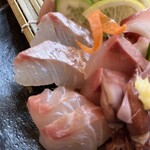 旬菜の味わい がら里 - 桜鯛　手前　ぐれ　ホタルイカ