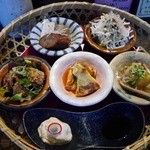 sousakiryouriookura - ランチ　6種のおかずです