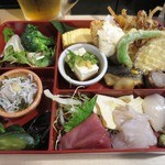 よし春 - ある日のお昼