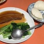 菜香 - 角煮に中華バンズ