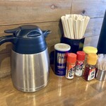 蝉時雨 - ポットが割スープ