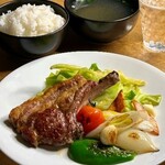 羊肉専門店 辰 - チョップステーキ定食