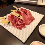 熟成和牛焼肉エイジング・ビーフ TOKYO 新宿三丁目店 - エイジング希少部位5種盛り合わせ
