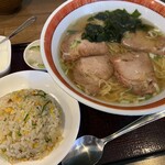 Dairen Hanten - 塩チャーシュー麺＆半チャーハンセット 980円