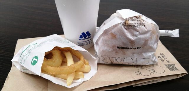モスバーガー 郡山富久山店 - 郡山（ハンバーガー）の写真