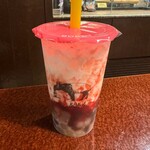 BOBA.T - いちごパールミルク