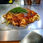 元祖 へんくつや - 肉玉チャンポン(そば1玉とうどん1玉)