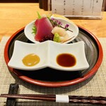 日本料理 仁 - お造りはカツオとホタテ