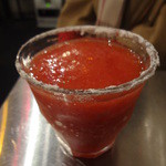 墨国回転鶏料理 - いちごマルガリータ