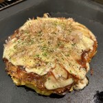 Okonomiyaki Dan - エビ玉、チーズトッピング