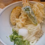 手打ちうどん寺屋  - ぶっかけ天ぷらアップ