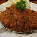 味の六白 - アップ。
                                相変わらずにデカい。