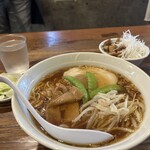 かおたんラーメンえんとつ屋 - 