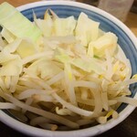 麺屋あらき竃の番人外伝 - 野菜増し別皿^ - ^