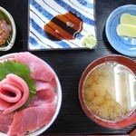 マリンハウスくどう - まぐろ丼￥2,000