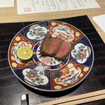 個室和食 肉割烹 吟次郎 - 牛舌ブリアンステーキ