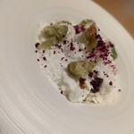 Gikyo - デザート！蕗の薹を使ってるという独特の発想、中にイチゴやリコッタチーズなど入ったサッパリだけど濃くある一品