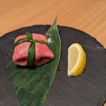 やきにく 飛牛 - 