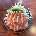 ジンギスカン霧島 - ジンギスカン定食（150g） ¥1,600 の肉、野菜