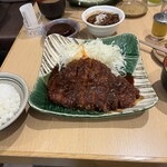 名古屋名物 みそかつ 矢場とん - 