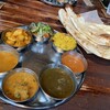 テイスト オブ インディア フュウ - カレービュッフェ(ナンは2人前)。
