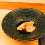 鮨処 凜 - おまかせ　１１０００円（税込）　一品料理-１　真鯛の炙り白子・すだちを掛けて　【２０２４年４月】