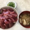 水口寿志亭 市場の食堂 