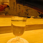 鮨処 凜 - ロ万　純米吟醸　１３００円【２０２４年４月】