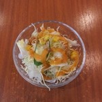 Macha puchare - セットのサラダ