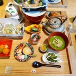 日本料理「雲海」 - 勿論味は完璧といって良いレベル。芽吹いたばかりの山菜や春告魚(にしん)を使った煮魚や、新緑や桜をモチーフにした汁物など、どれもとっても美味しかったです。