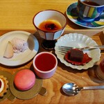 日本料理「雲海」 - どれも本当に美味しかったです。食後のコーヒーか紅茶つき。紅茶をいただきましたが、こちらも春にちなむ茶葉となっており、美味しかったです。
