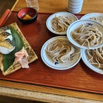 文楽そば - 皿そばと焼き鯖寿司