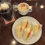 ITOHya coffee shop - 